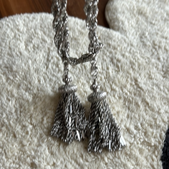 Vintage 1960s Monet Damita Necklace Lariat Rope Chain Tassel Silver Plated - Picture 9 of 11